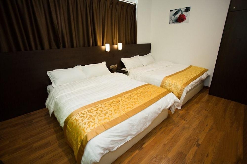 Hotel Zamburger Nur Ramadhan - Previously G Home Hotel Kota Bharu Exterior photo